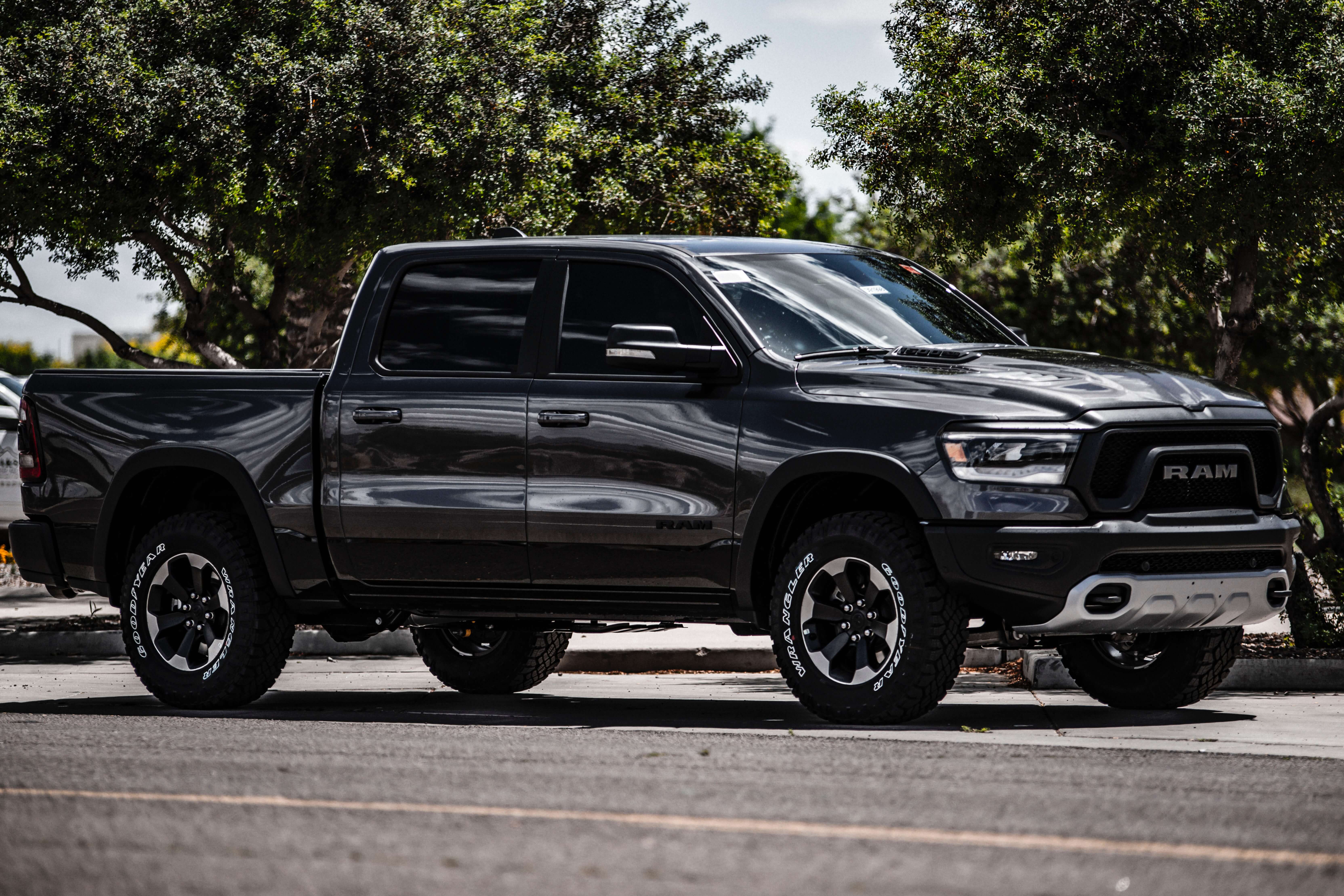 2025 Ram 3500 | Heavy Duty Pickup Truck, image size:6655x4437