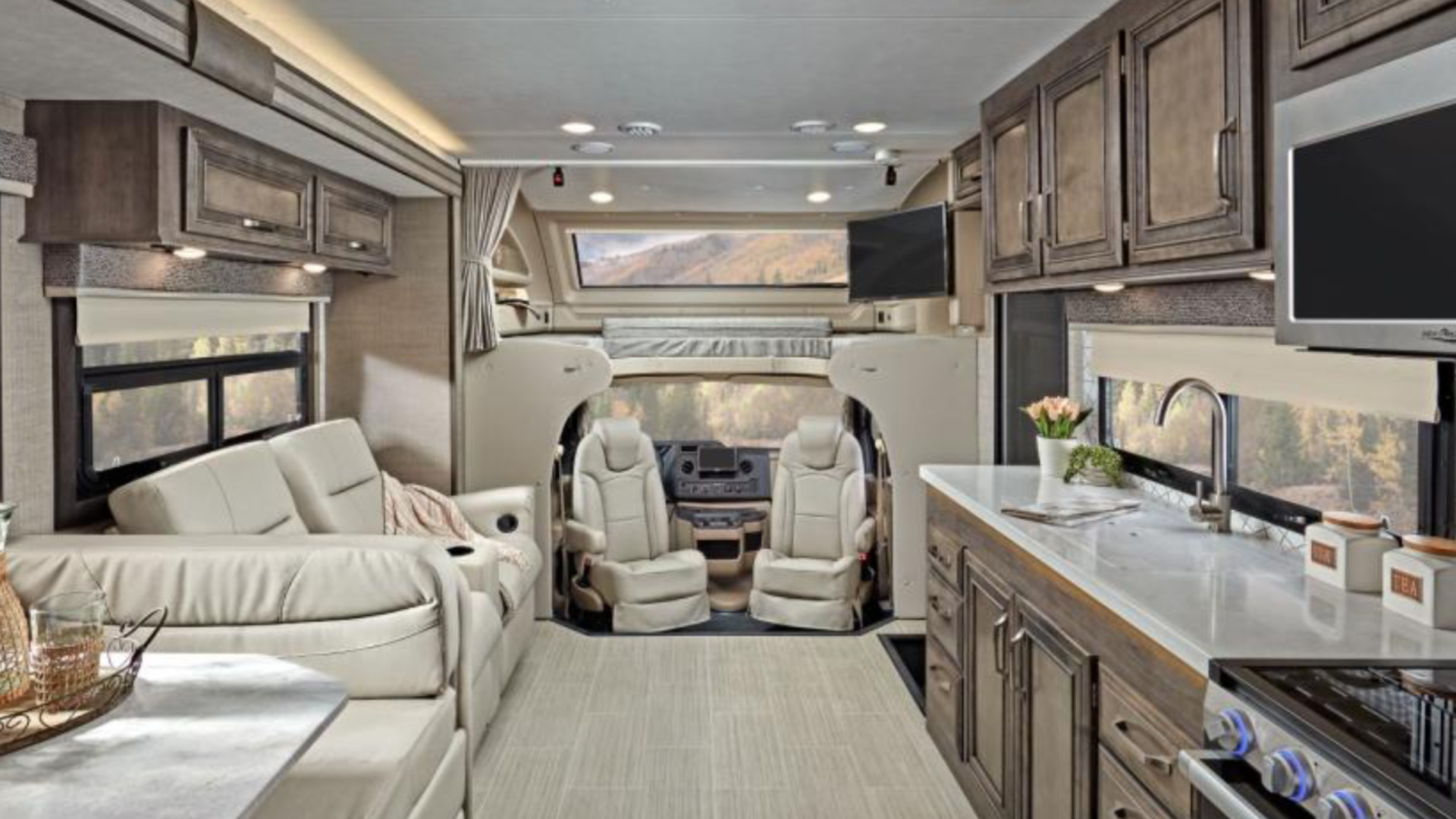 New RV available in Salem, OR at Roberson RV