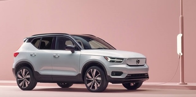 Volvos available in Queens, NY at Volvo Cars of Huntington (Queens, NY)