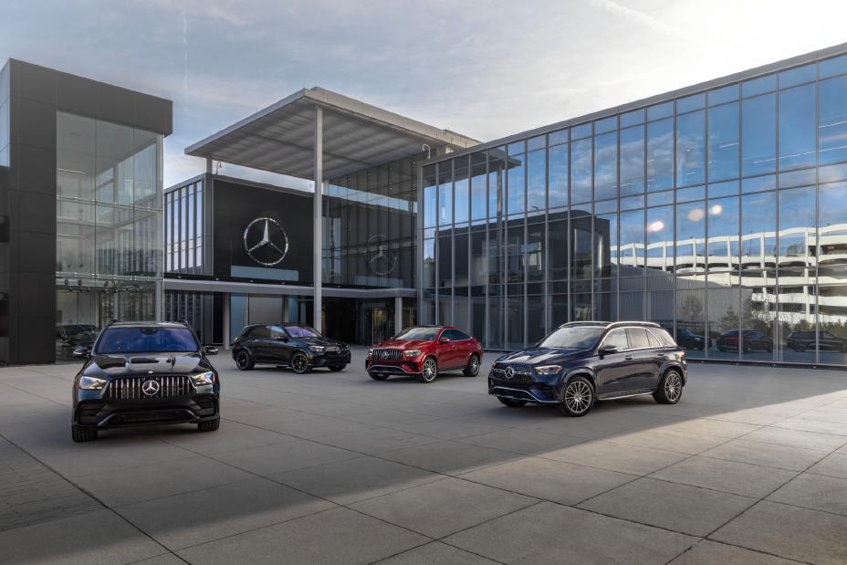 Mercedes-Benzs available on Long Island, NY at 