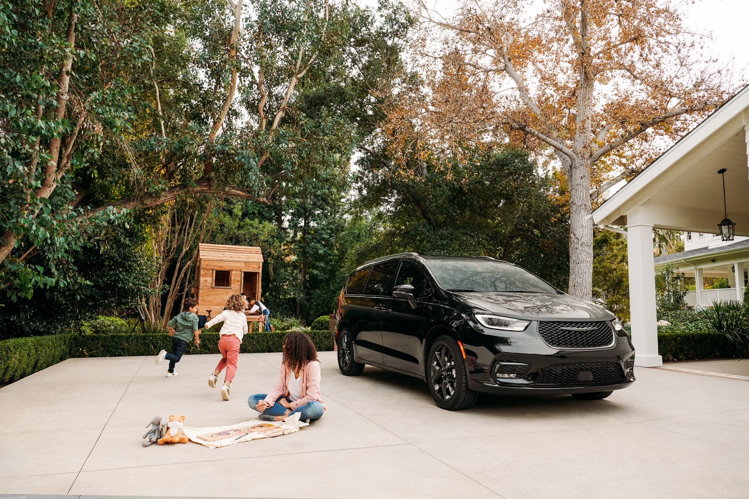 Best Family Vehicles available in Lancaster, CA at Hunter Dodge Chrysler Jeep Ram