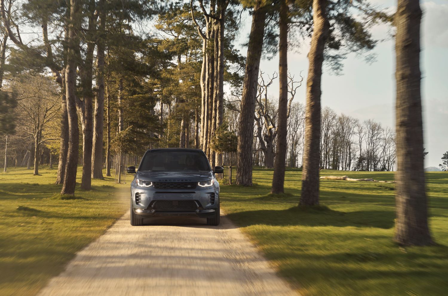 Land Rover Discovery or Discovery Sport available in Rocklin, CA at Land Rover Rocklin