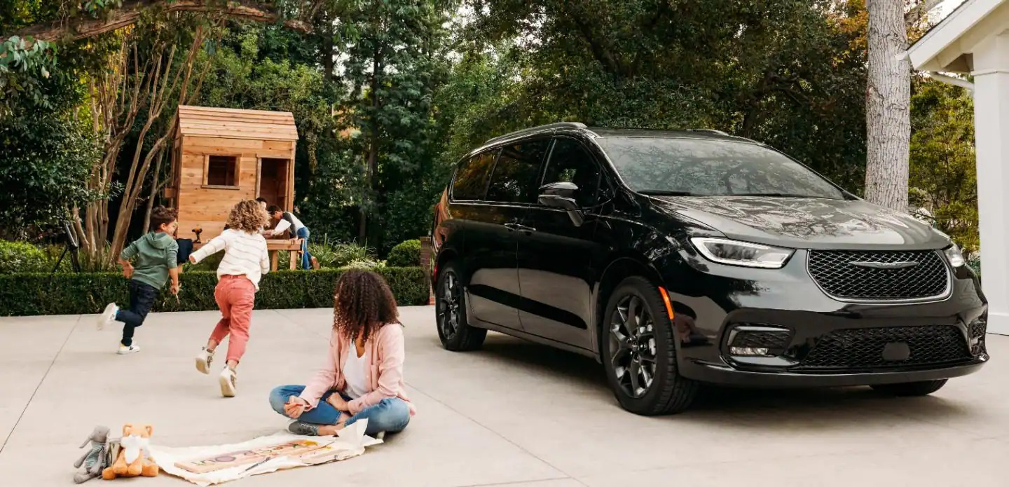 Best Family Vehicles near San Francisco, CA at Stewart Chrysler Dodge Jeep Ram