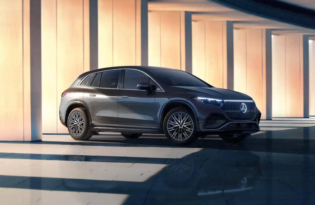 2024 Mercedes-Benz EQS SUV available in Sylvania, OH at Vin Devers Autohaus of Sylvania Mercedes-Benz
