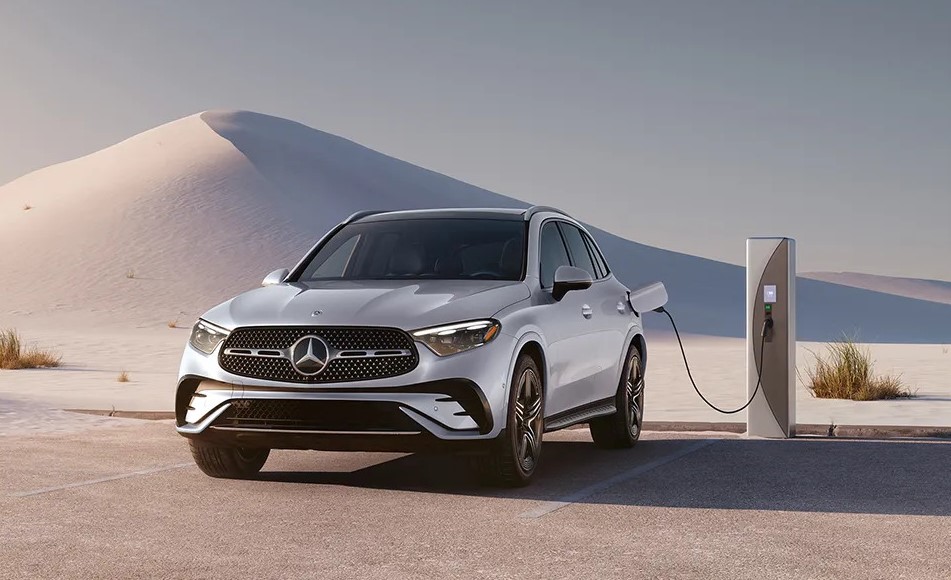 Mercedes-Benz GLC 350 Hybrid | Toledo | Vin Devers Autohaus