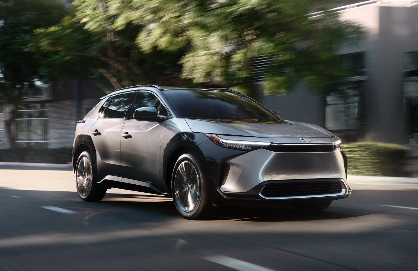  available in Springfield, NJ at Autoland Toyota
